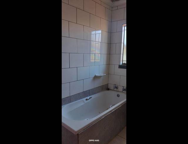 3 BEDROOM HOUSE FOR SALE IN PALM RIDGE